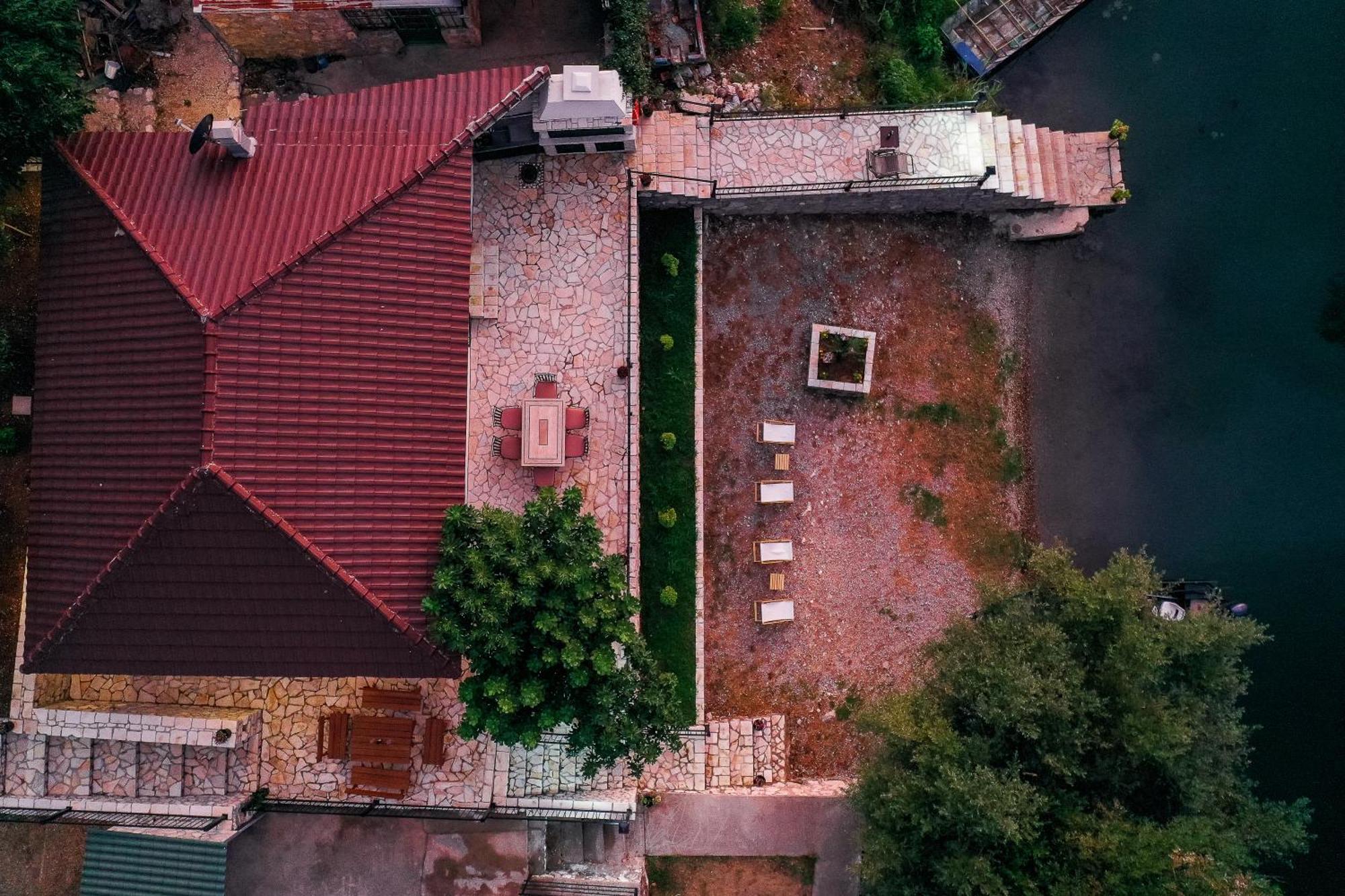 Ferienwohnung Luxury House Lotos Golubovci Exterior foto